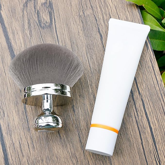 Blend & Blur Extra Large Body Makeup Brush for Self Tanner,Leg Makeup & Bronzer Self Tan Back Applicator, 3.2inch Wide Head Kabuki Brush For Application with Drawstring Bag (Silver)