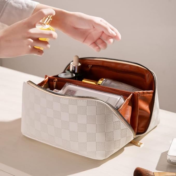 Large Capacity Makeup Bag Portable Travel Cosmetic Bag for Women Girls Gift Makeup Pouch Portable Zipper Bag (White Checkered - upgrade)