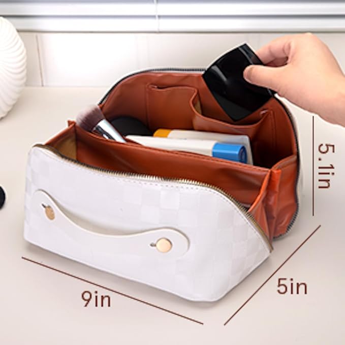 Large Capacity Brown Checkered Makeup Bags Portable Travel Cosmetic Bags Open-Flat Toiletry Bag for Women Girls Make Up Organizer with Divider Pouch Zipper Bag (white-checkered)