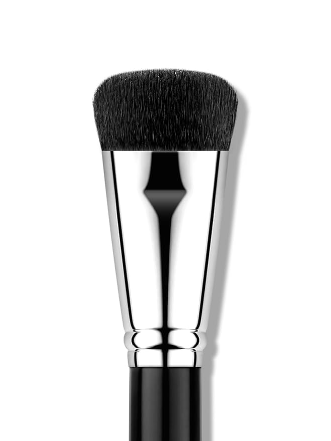 Contour Brush， EigshowBeauty Premium Synthetic Bristles Face Bronzer Brush, Flat makeup brush for Powder Cream Liquid Blending - Vegan & Cruelty-Free Foundation Brush