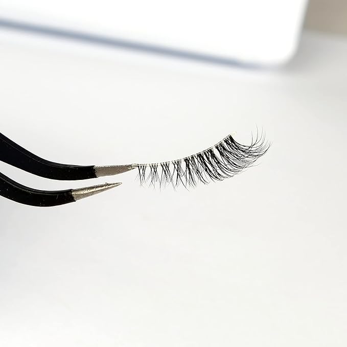 Half False Eyelashes with Clear Band Wispy Cat Eye Look Natural Short Small 3/4 Accent Lashes Faux Mink Fake Eyelash Strips 14 Pairs Pack