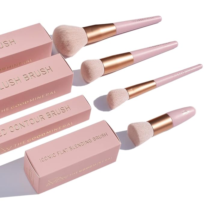 Iconic Flat Blending Brush - The Good Mineral | Best Brush for Loose Powder | Vegan
