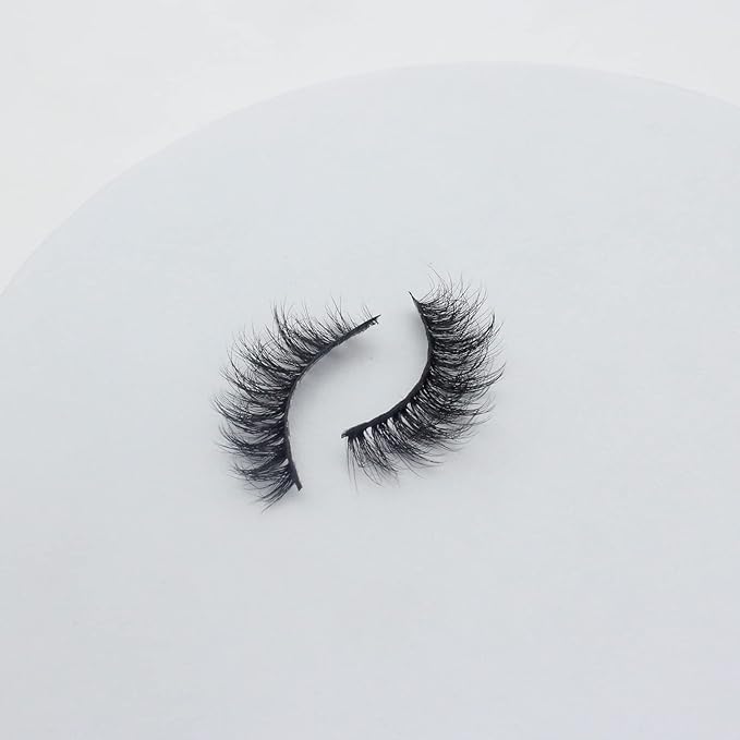False Eyelashes Cat Eye Lashes Faux Mink Lashes Natural Look 8D Fluffy Wispy Fake Lashes That Look Like Extensions Pestañas Postizas D Curl Lash Strips 7 Pairs Pack