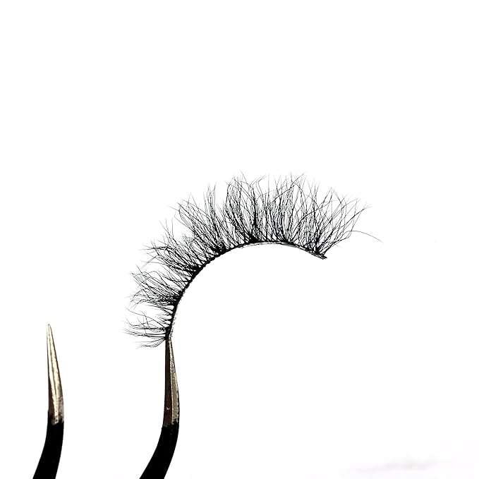 Pooplunch False Eyelashes Cat Eye Look Lightweight Natural Wispy 8D Volume Faux Mink Lashes Short Curly Fake Eyelash Strips 7 Pairs Pack