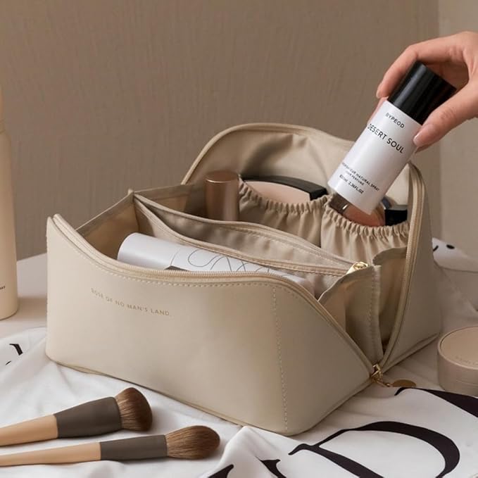 Large Capacity Makeup Bag Portable Travel Cosmetic Bag Opens Flat for Women Girls Makeup Pouch Portable Zipper Bag (Cream White)