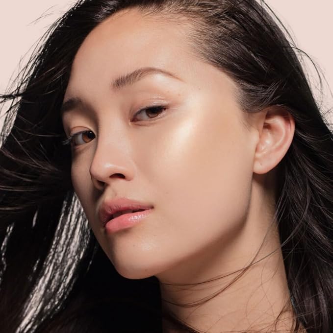 HALEYS Re-fract Smoothing Highlighter Makeup Powder - Illuminating, Warm, Cruelty-Free, Carmine-Free, Long-Lasting, Blendable Face Highlighters & Luminizers, Makeup Highlighter