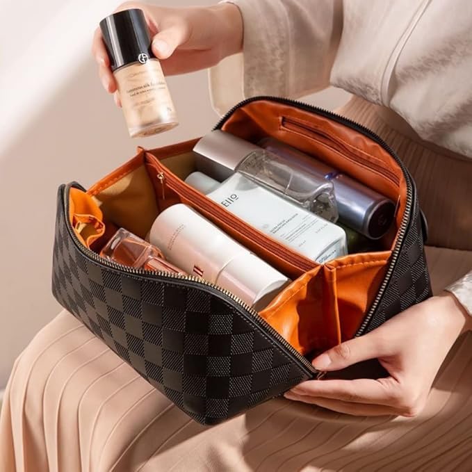 Large Capacity Makeup Bag Portable Travel Cosmetic Bag for Women Girls Gift Makeup Pouch Portable Zipper Bag (Black Checkered - upgrade)