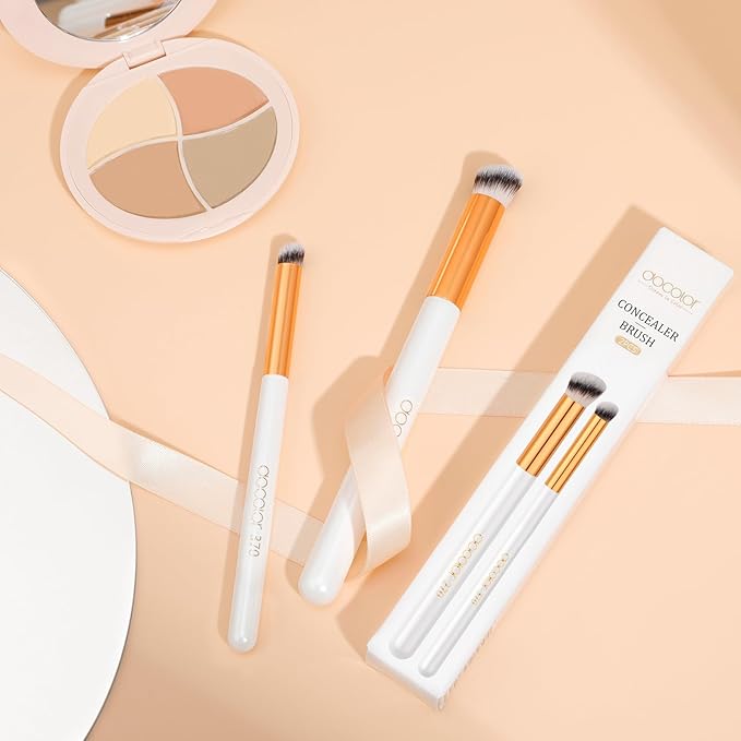 docolor Concealer Brush, 2PCS Angled Concealer Brushes Under Eye Mini Angled Flat Top Kabuki Nose Contour Brush for Concealing Blending Setting