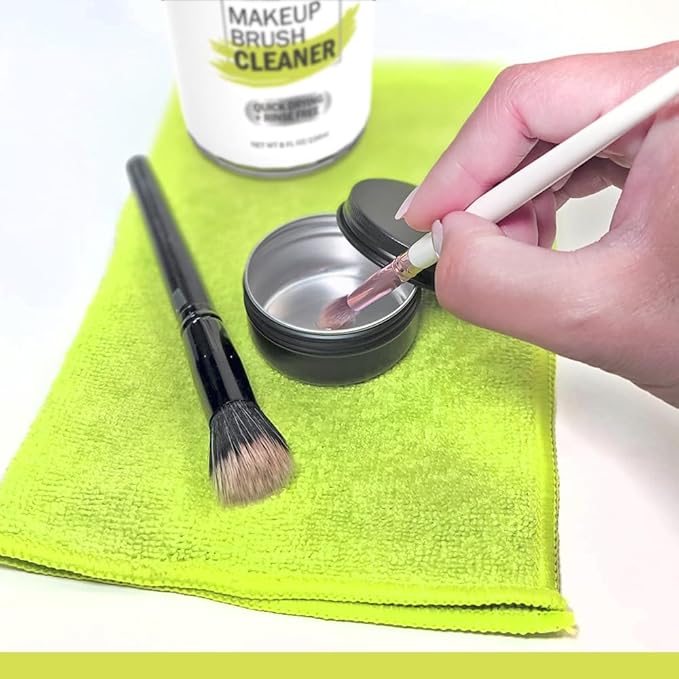 Makeup Brush Cleaner - Makeup Brush Cleaner Solution - Rinse Free - Quick Drying Make up Brush Cleaner - Removes Oily Foundation - Deep Cleaning for Makeup Brushes (8 Oz Bottle)