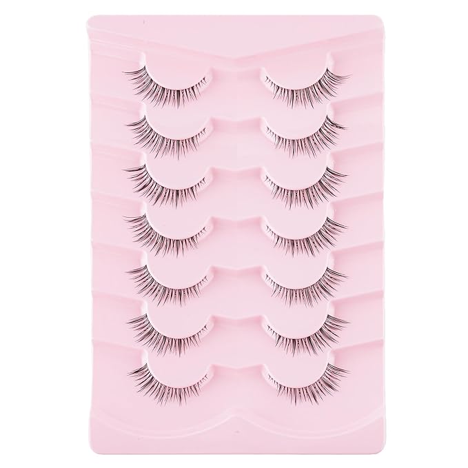 Fake Lashes Natural False Eyelashes Wispy Fake Eyelashes UT94