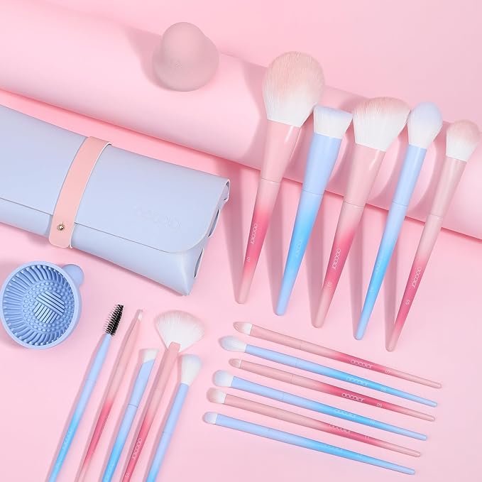 Docolor Makeup Brushes 16Pcs Makeup Brush Set with Makeup Bag Makeup Sponge & Brush Cleaning Pad Professional Face Powder Kabuki Foundation EyeShadow Concealers Brush Kit Gift Box Fantasy Series Ⅲ