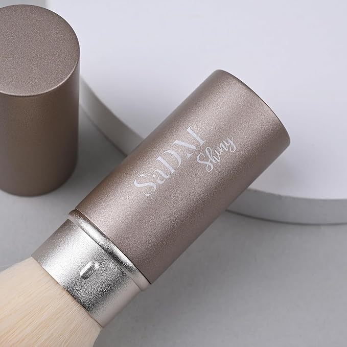 Retractable Kabuki Makeup Brush - Blender Brush for Powder, Cream, Liquid Foundation, Sunscreen, Blush Blending & Bronzer - Professional Make Up Brush - Full Face Makeup Brush - Vegan & Cruelty Free