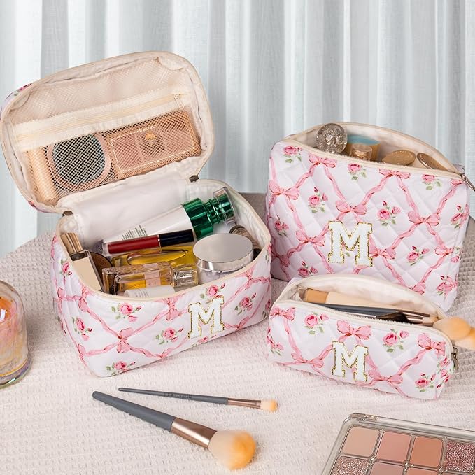 Personalized Initial Makeup Bag Set, Quilted Makeup Bag, Large Floral Cosmetic Bag for Women, Cute Cotton Custom Make up Bags, Flower Travel Toiletry Bag Teen Girl Gift Trendy Stuff Gift M
