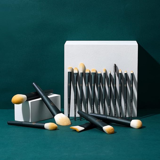 EIGSHOW Makeup Brushes 18pcs Professional Makeup Brush Travel Set with Eco Cylinder 2Cups Holder, Premium Synthetic Foundation Powder Concealer Blush Blending Eye Lip Brush Kit - Cruelty Free