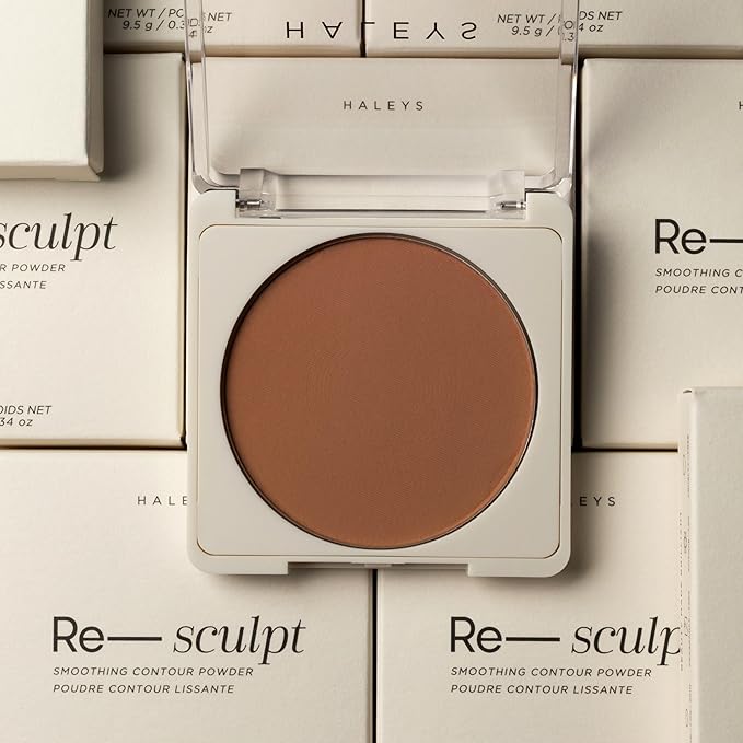 HALEYS Re-sculpt Smoothing Contour Powder (Medium) Lightweight, Non-Caking, Nourishing & Skin-Softening, Infused with Shea Butter & Chamomile Flower Water to Soothe Skin
