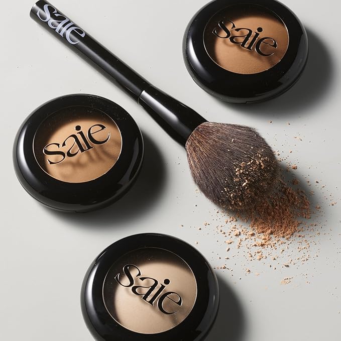 Saie All-Over Powder Makeup Brush - Fluffy Tapered Powder Brush for All-Over Application & Effortless Product Pickup - Made with Ultra-Soft, Cruelty-Free & Vegan Bristles (1 Count)
