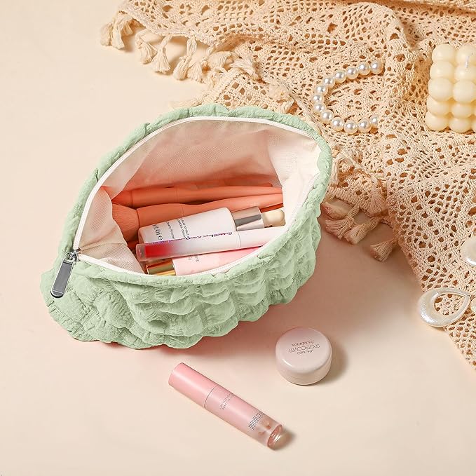 Makeup Bag, Bubble Cloud Travel Cosmetic Bag Organizer, Large Capacity Toiletry Make Up Bags with Zipper for Women and Girls, Light Green