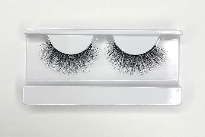 Charmel Collection false eyelashes #ZO57 cat eye 0.07mm lash set, wispy natural cool me