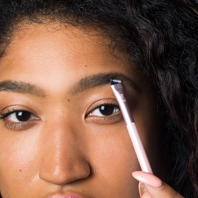 Real Techniques Dual-Ended Brow Brush, For Shaping & Filling Eyebrows, Travel-Friendly Spoolie & Liner Brush, Blend Natural, Full, or Laminated Brows, Luxury Applicator, Vegan, 1 Count