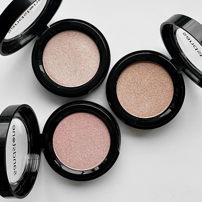 Sandstone Scandinavia Highlighter – Hypoallergenic Face Highlighter - High Glossy Face Illuminator - Pearl Shimmer - Smooth silky Powder - Highlighter Makeup